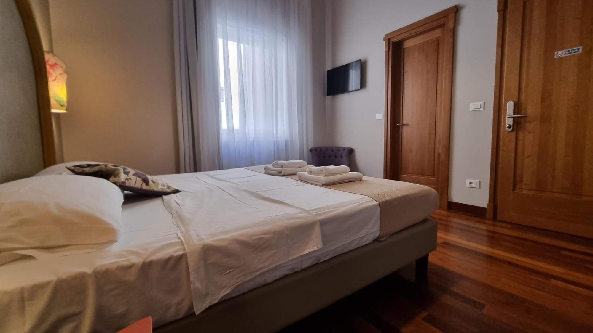 טריאסטה Locanda Al Volo Tommaseo מראה חיצוני תמונה