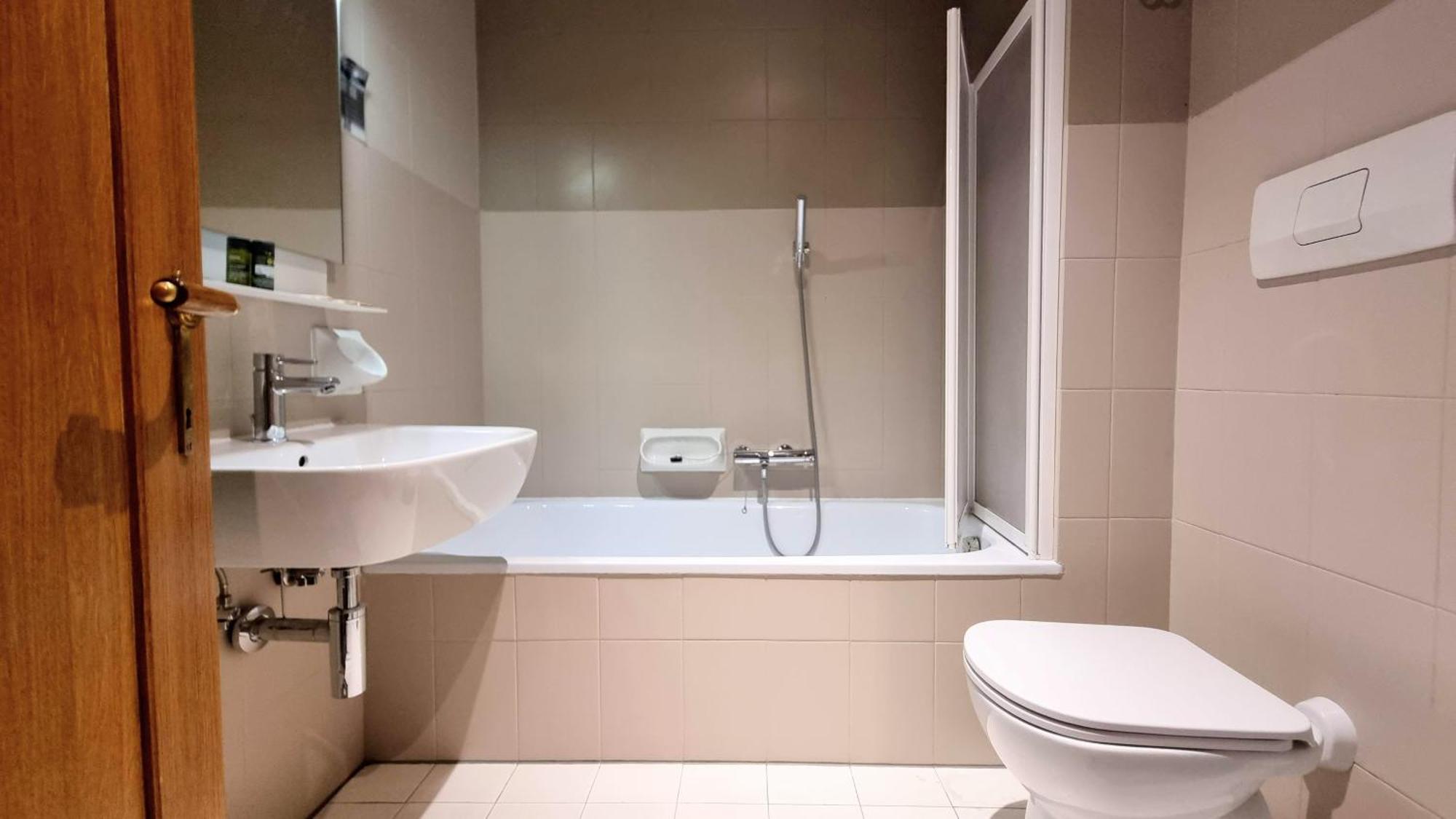 טריאסטה Locanda Al Volo Tommaseo מראה חיצוני תמונה